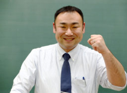 日向校